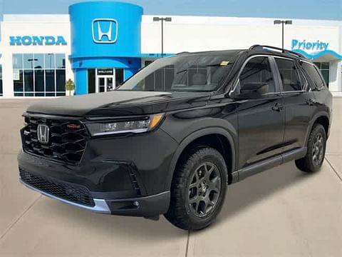 1 image of 2025 Honda Pilot TrailSport